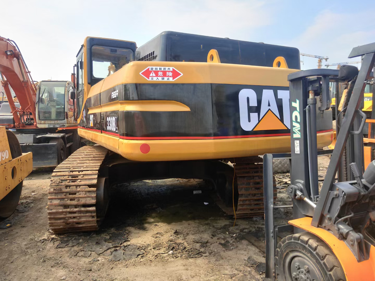 CATERPILLAR 330B - Kāpurķēžu ekskavators: foto 2 CATERPILLAR 330B - Kāpurķēžu ekskavators: foto 2