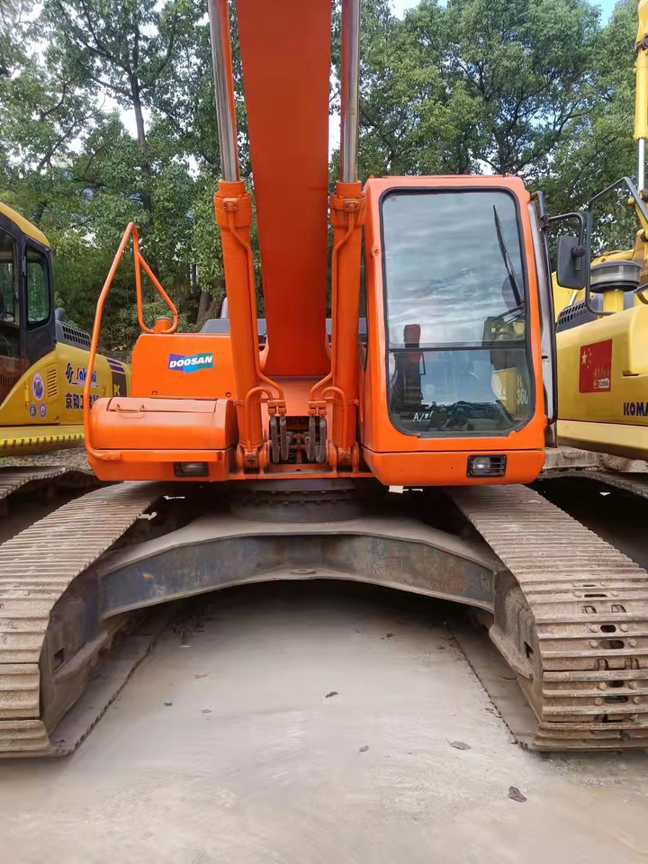 DOOSAN DH300LC-7 - Kāpurķēžu ekskavators: foto 2 DOOSAN DH300LC-7 - Kāpurķēžu ekskavators: foto 2