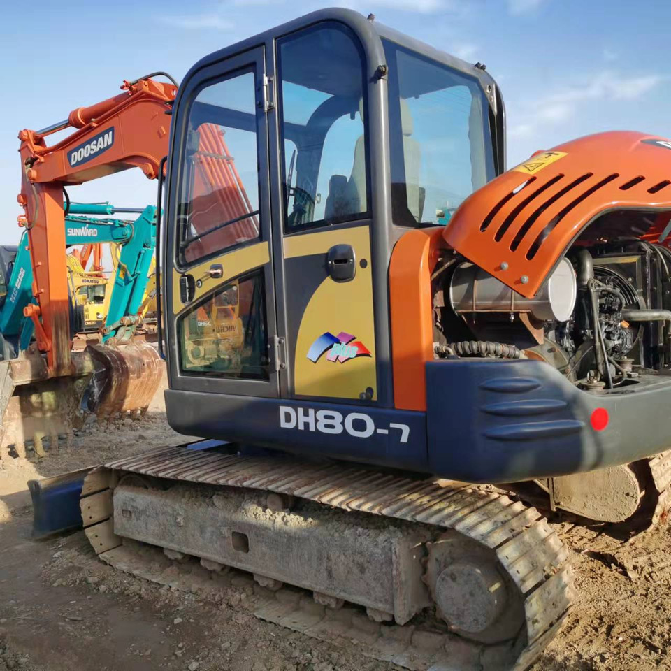 DOOSAN DH80-7 - Kāpurķēžu ekskavators: foto 3 DOOSAN DH80-7 - Kāpurķēžu ekskavators: foto 3