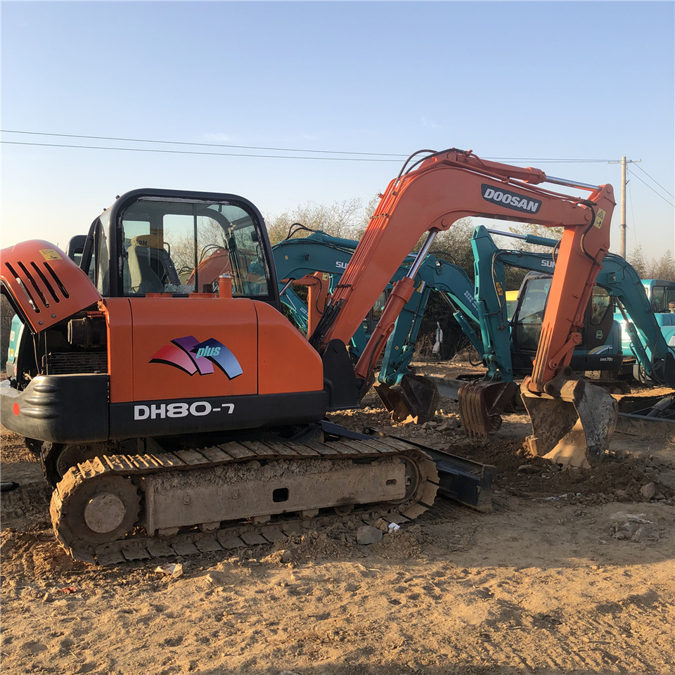 DOOSAN DH80-7 - Kāpurķēžu ekskavators: foto 2 DOOSAN DH80-7 - Kāpurķēžu ekskavators: foto 2