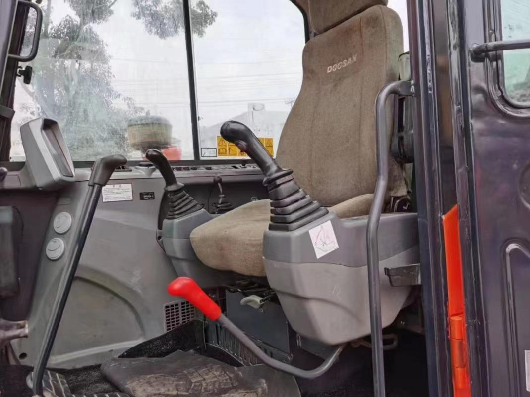 DOOSAN DX 55 Mini excavator - Mini-ekskavators: foto 5 DOOSAN DX 55 Mini excavator - Mini-ekskavators: foto 5