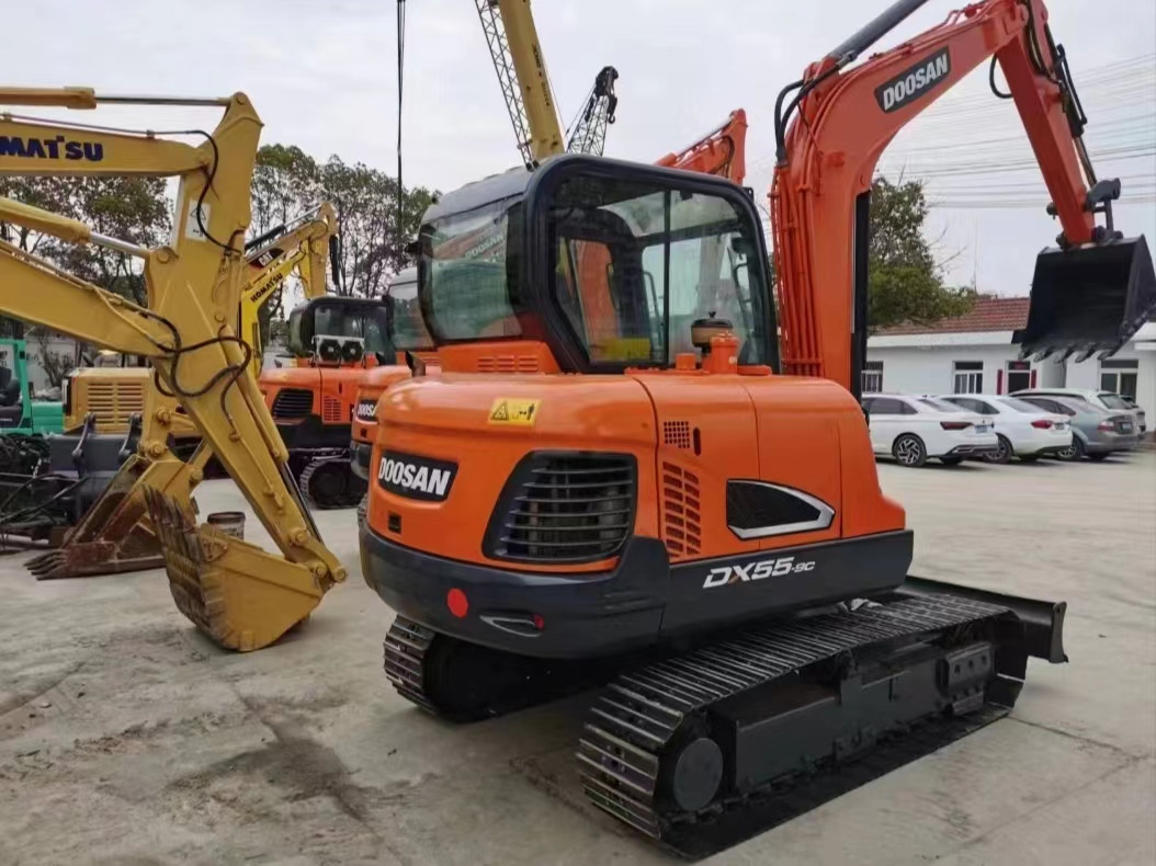 DOOSAN DX 55 Mini excavator - Mini-ekskavators: foto 4 DOOSAN DX 55 Mini excavator - Mini-ekskavators: foto 4