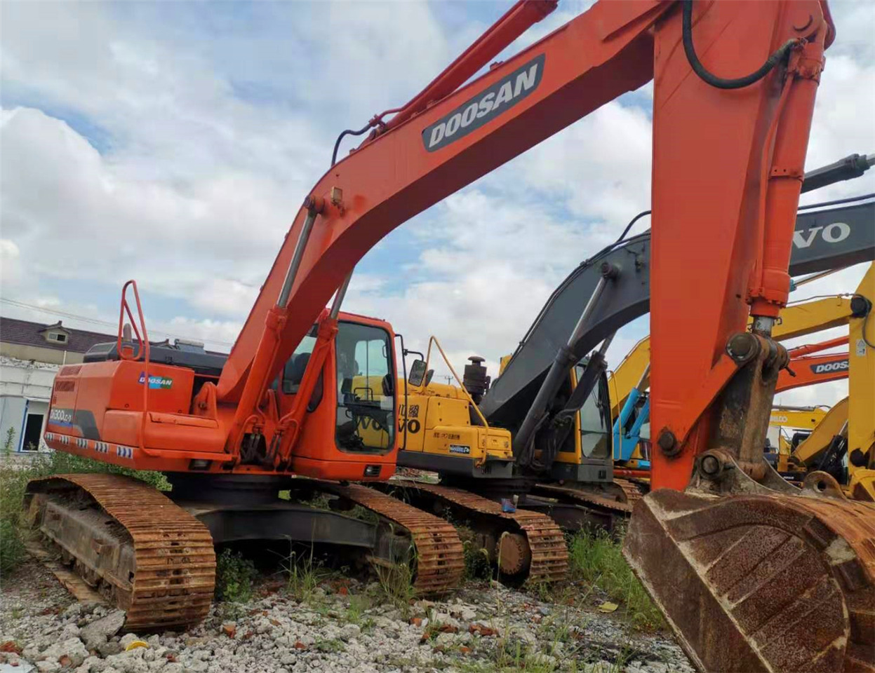 DOOSAN Excavator DH300 Click Here for Discount - Ekskavators: foto 2 DOOSAN Excavator DH300 Click Here for Discount - Ekskavators: foto 2