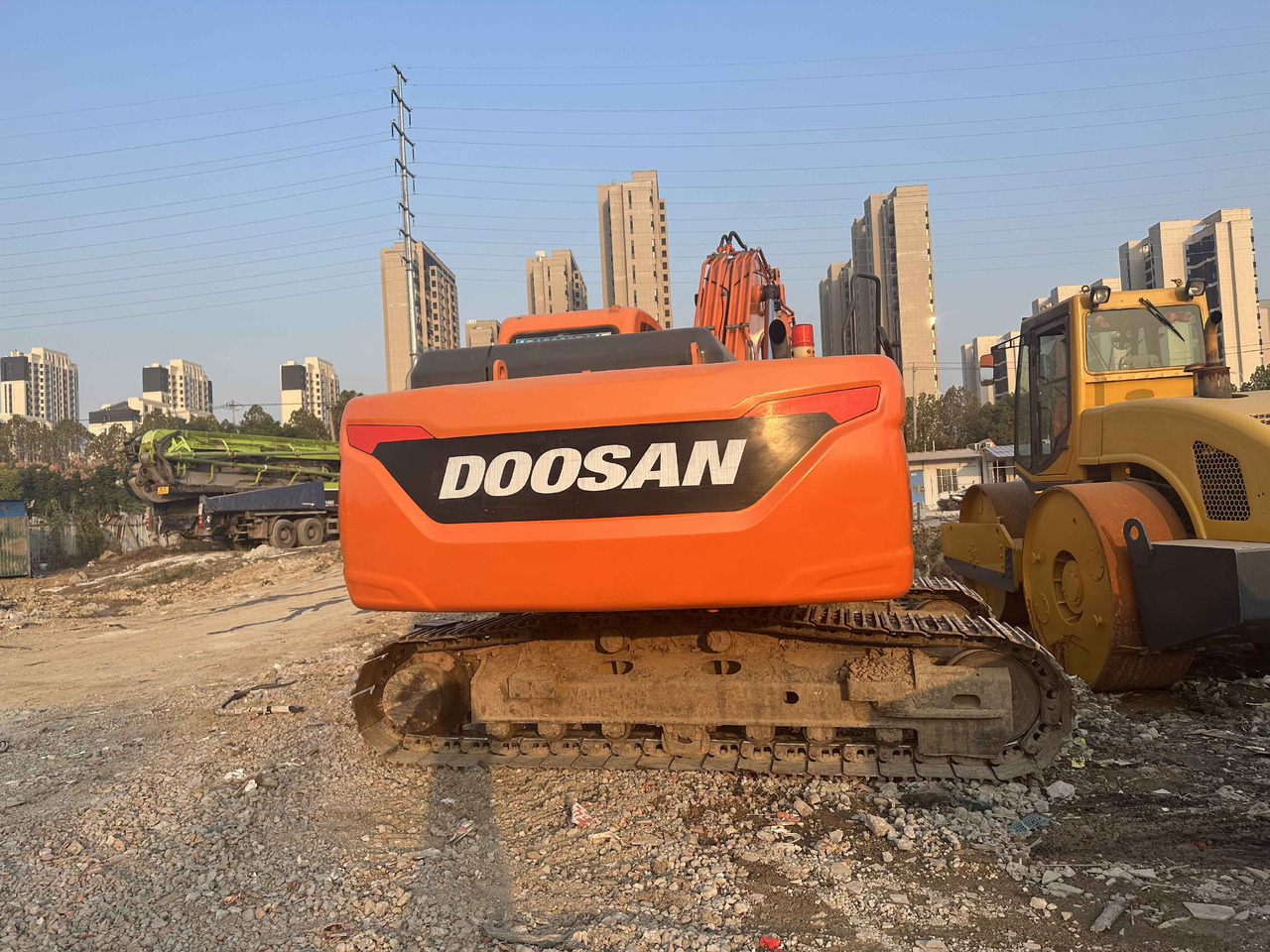 Doosan Mini Excavator DX220 - Mini-ekskavators: foto 5 Doosan Mini Excavator DX220 - Mini-ekskavators: foto 5