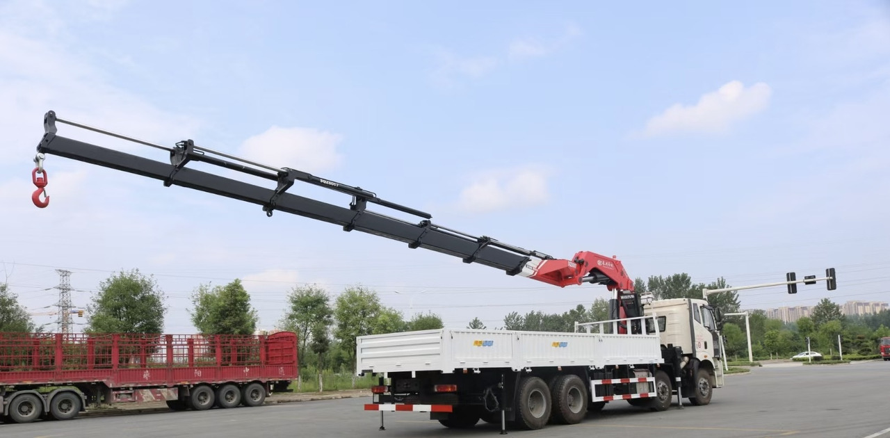 FAW JBP 380hp Crane |Truck Excellent Condition - Kravas auto ar manipulatoru: foto 2 FAW JBP 380hp Crane |Truck Excellent Condition - Kravas auto ar manipulatoru: foto 2