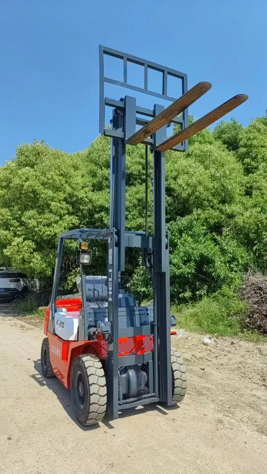 HELI Forklift K20 Click for Discount - Dīzeļiekrāvējs: foto 5 HELI Forklift K20 Click for Discount - Dīzeļiekrāvējs: foto 5