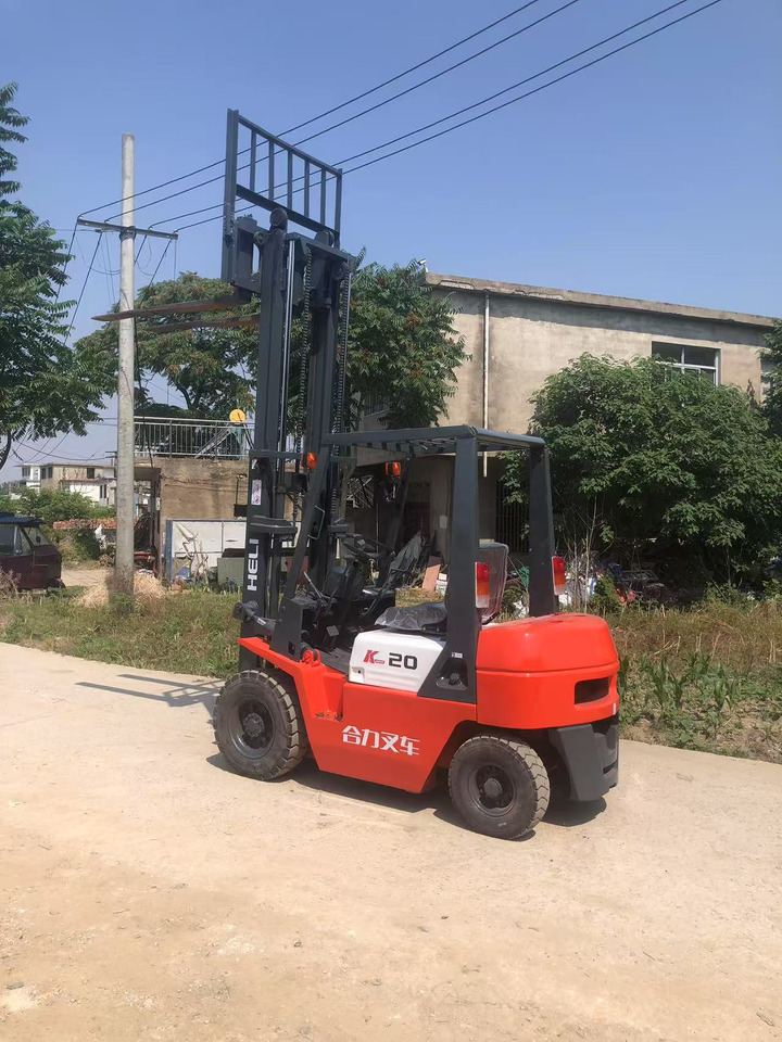HELI Forklift K20 Click for Discount - Dīzeļiekrāvējs: foto 1 HELI Forklift K20 Click for Discount - Dīzeļiekrāvējs: foto 1