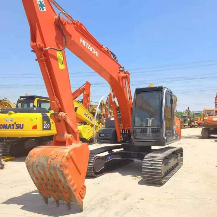 HITACHI Wheel Excavator ZX120 Click Here for Discount - Kāpurķēžu ekskavators: foto 3 HITACHI Wheel Excavator ZX120 Click Here for Discount - Kāpurķēžu ekskavators: foto 3