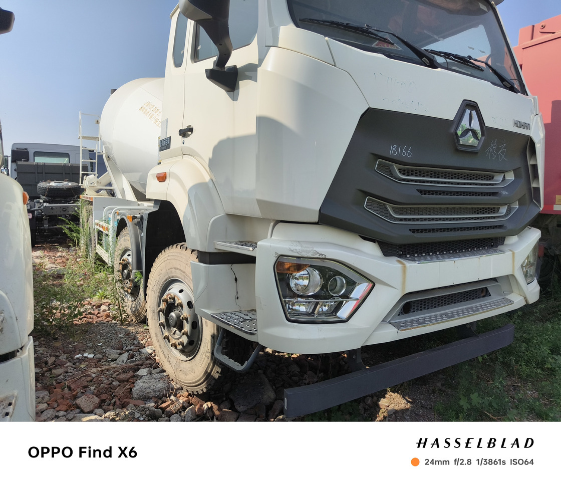 HOWO HaoHan N5G Cement Mixer Truck - Betonvedējs: foto 1 HOWO HaoHan N5G Cement Mixer Truck - Betonvedējs: foto 1