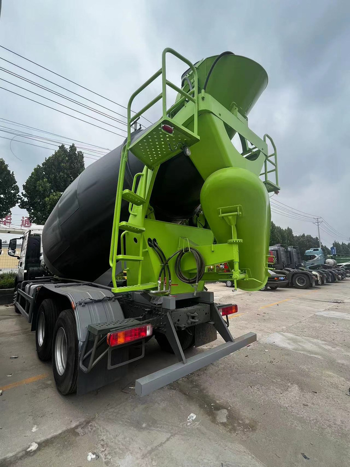 HOWO TX350 Cement Mixer Truck - Betonvedējs: foto 4 HOWO TX350 Cement Mixer Truck - Betonvedējs: foto 4