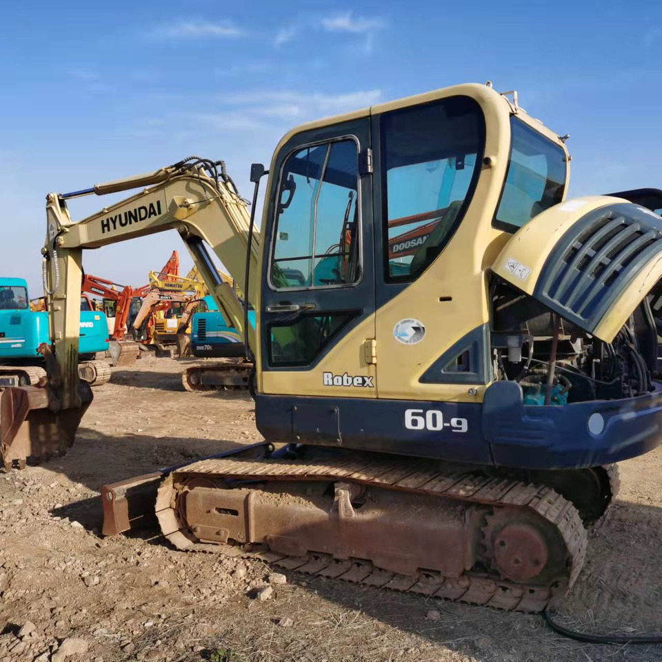 HYUNDAI R60-9 - Kāpurķēžu ekskavators: foto 1 HYUNDAI R60-9 - Kāpurķēžu ekskavators: foto 1