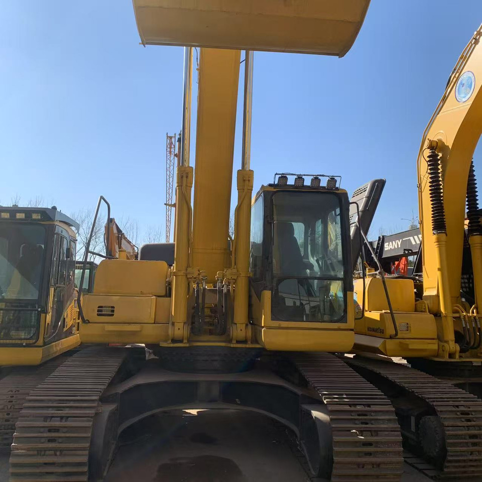 KOMATSU PC300-7 - Kāpurķēžu ekskavators: foto 2 KOMATSU PC300-7 - Kāpurķēžu ekskavators: foto 2