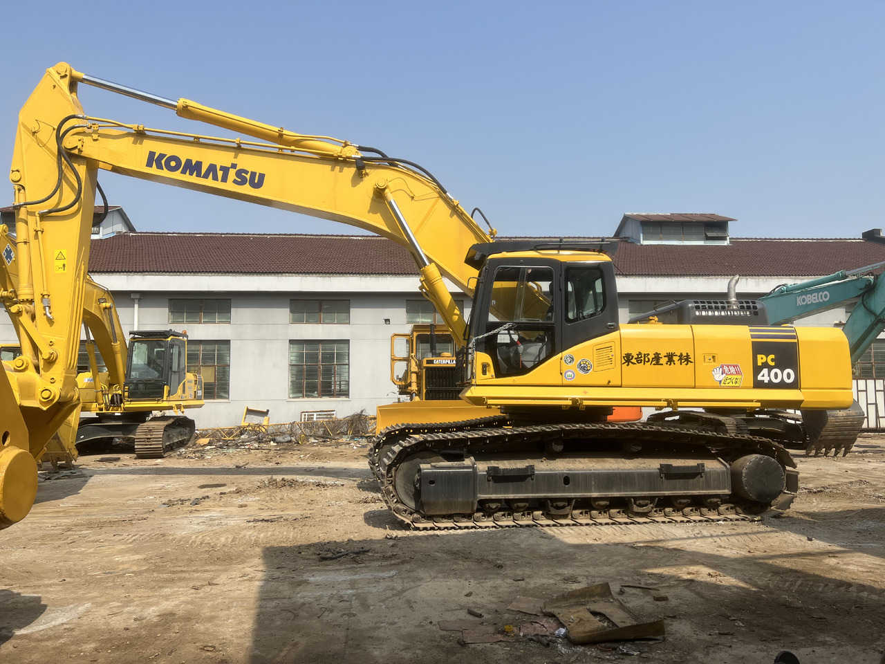 KOMATSU PC400-7 - Kāpurķēžu ekskavators: foto 1 KOMATSU PC400-7 - Kāpurķēžu ekskavators: foto 1
