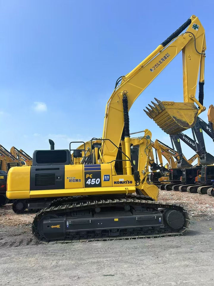 KOMATSU PC450-8 - Kāpurķēžu ekskavators: foto 3 KOMATSU PC450-8 - Kāpurķēžu ekskavators: foto 3