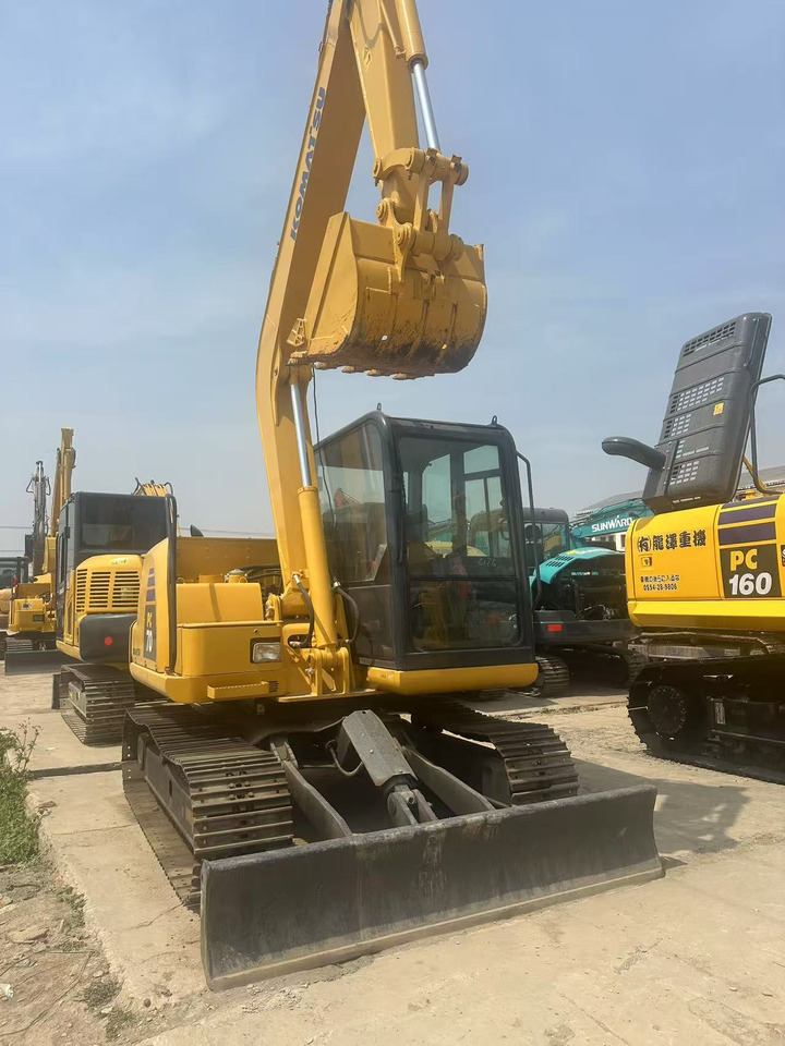 KOMATSU PC70 - Kāpurķēžu ekskavators: foto 3 KOMATSU PC70 - Kāpurķēžu ekskavators: foto 3