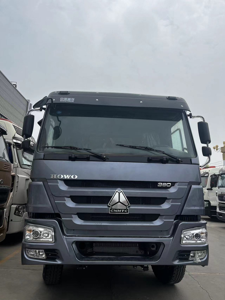 SINOTRUK HOWO Dump Truck 6x4 Click for Discount - Kravas automašīna: foto 3 SINOTRUK HOWO Dump Truck 6x4 Click for Discount - Kravas automašīna: foto 3