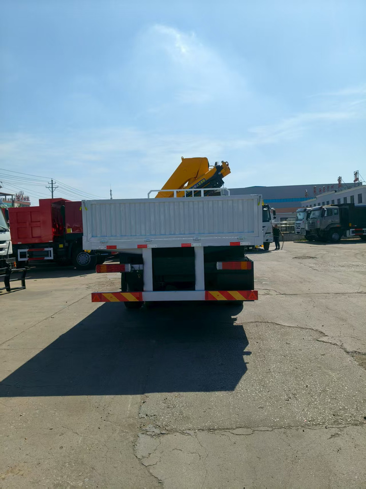 SHACMAN Truck Counted Crane 6x4 Click for Discount - Kravas automašīna pašizgāzējs: foto 5 SHACMAN Truck Counted Crane 6x4 Click for Discount - Kravas automašīna pašizgāzējs: foto 5