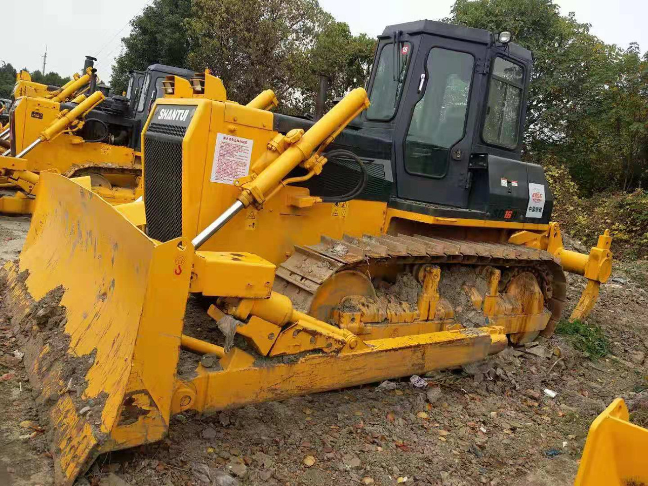 SHANTUI SD16 - Buldozers: foto 2 SHANTUI SD16 - Buldozers: foto 2