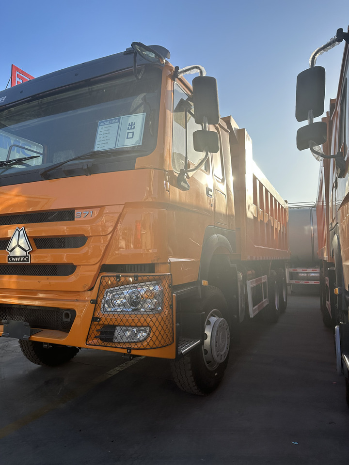 Sinotrack HOWO 6x4 Dump Truck Click for Discount - Kravas automašīna pašizgāzējs: foto 2 Sinotrack HOWO 6x4 Dump Truck Click for Discount - Kravas automašīna pašizgāzējs: foto 2