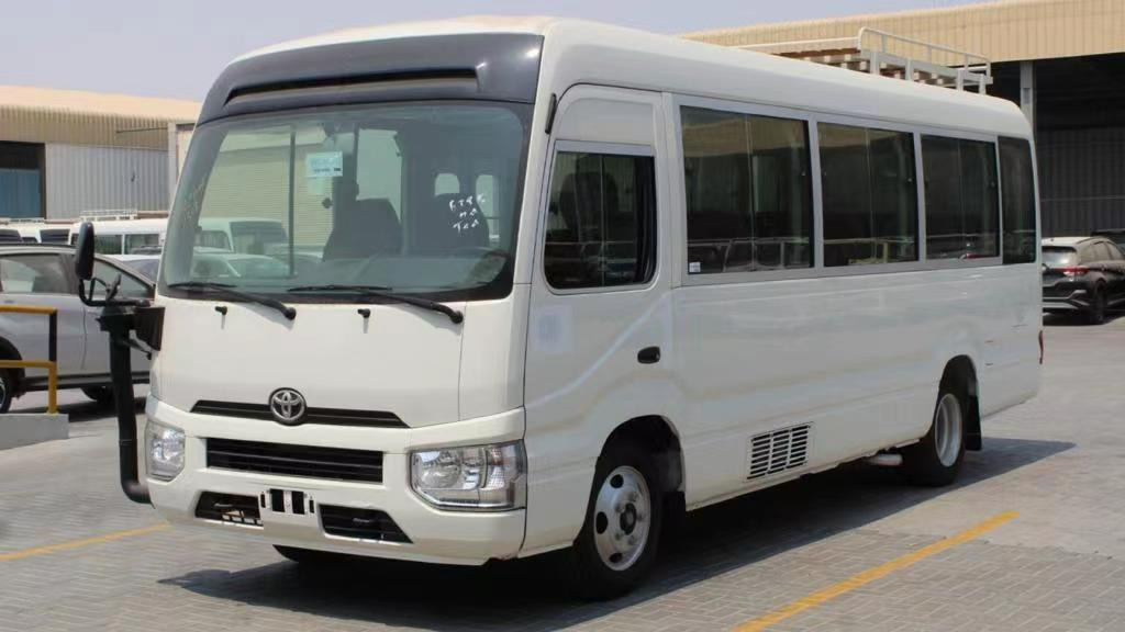 Starppilsētu autobuss TOYOTA Coach: foto 7