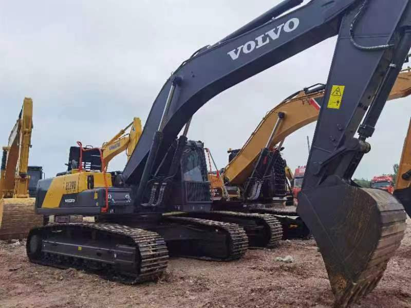 VOLVO Crawler Excavator Click Here for Discount - Kāpurķēžu ekskavators: foto 2 VOLVO Crawler Excavator Click Here for Discount - Kāpurķēžu ekskavators: foto 2