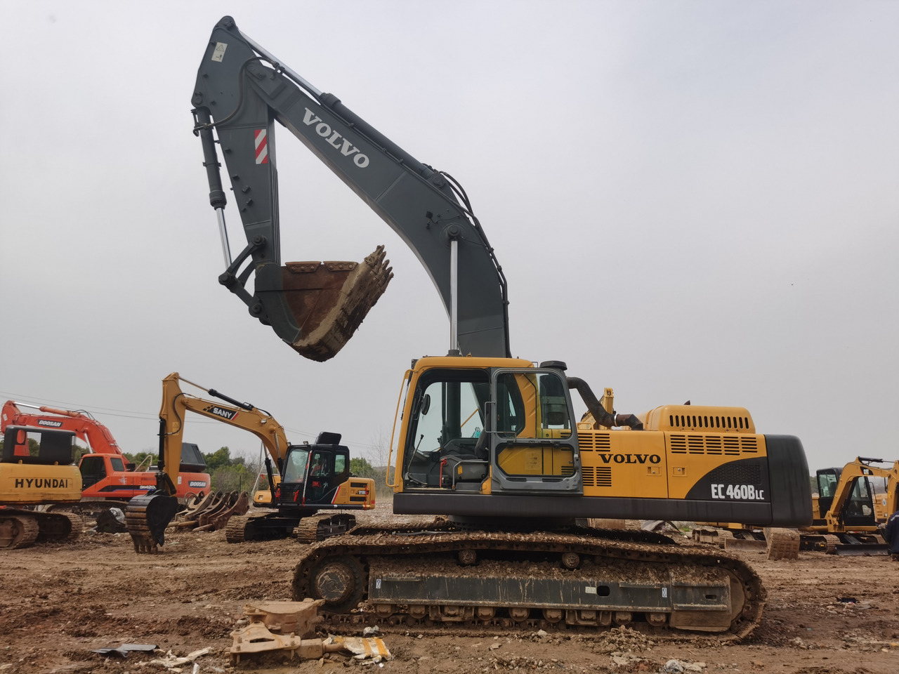 VOLVO EC 460BLC - Kāpurķēžu ekskavators: foto 4 VOLVO EC 460BLC - Kāpurķēžu ekskavators: foto 4