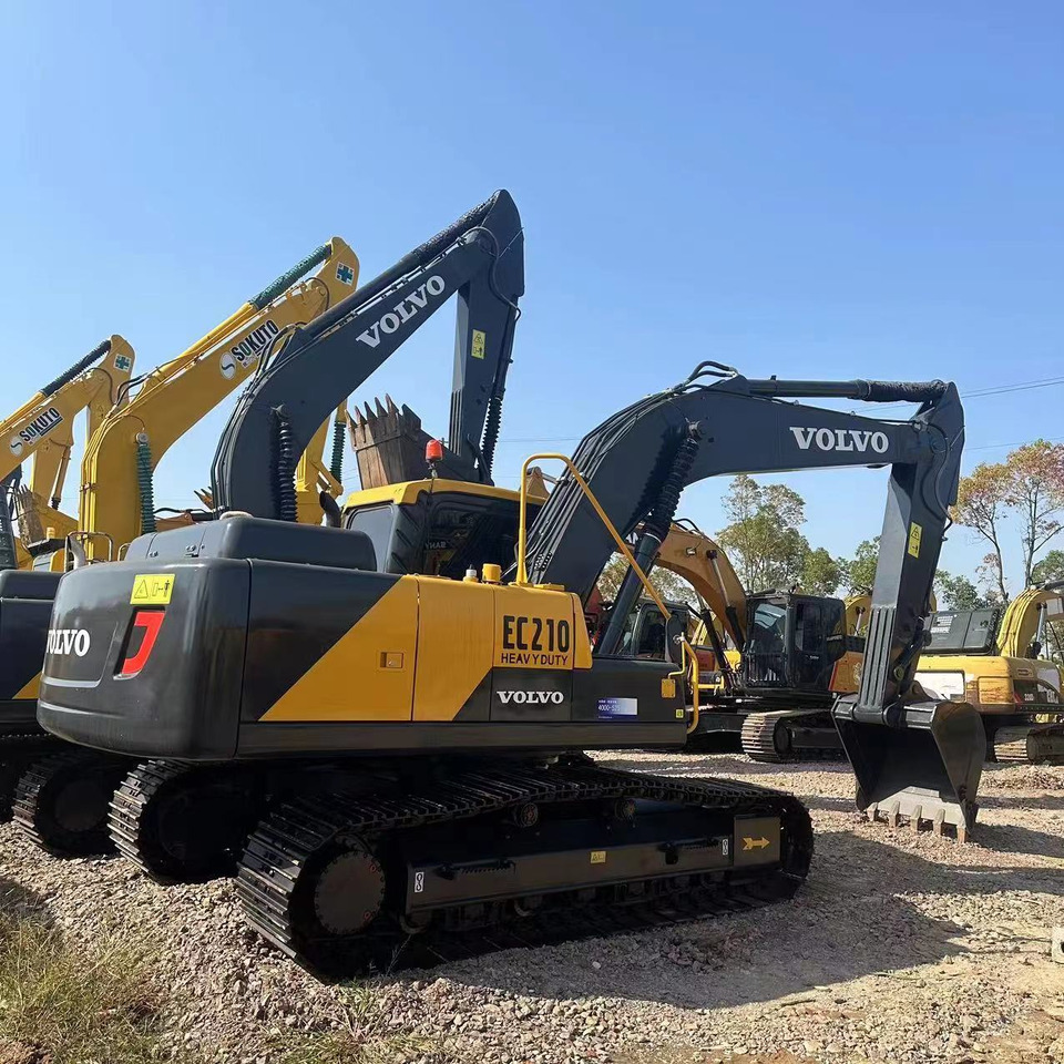 VOLVO Excavator EC210B Click for Discount - Ekskavators: foto 4 VOLVO Excavator EC210B Click for Discount - Ekskavators: foto 4