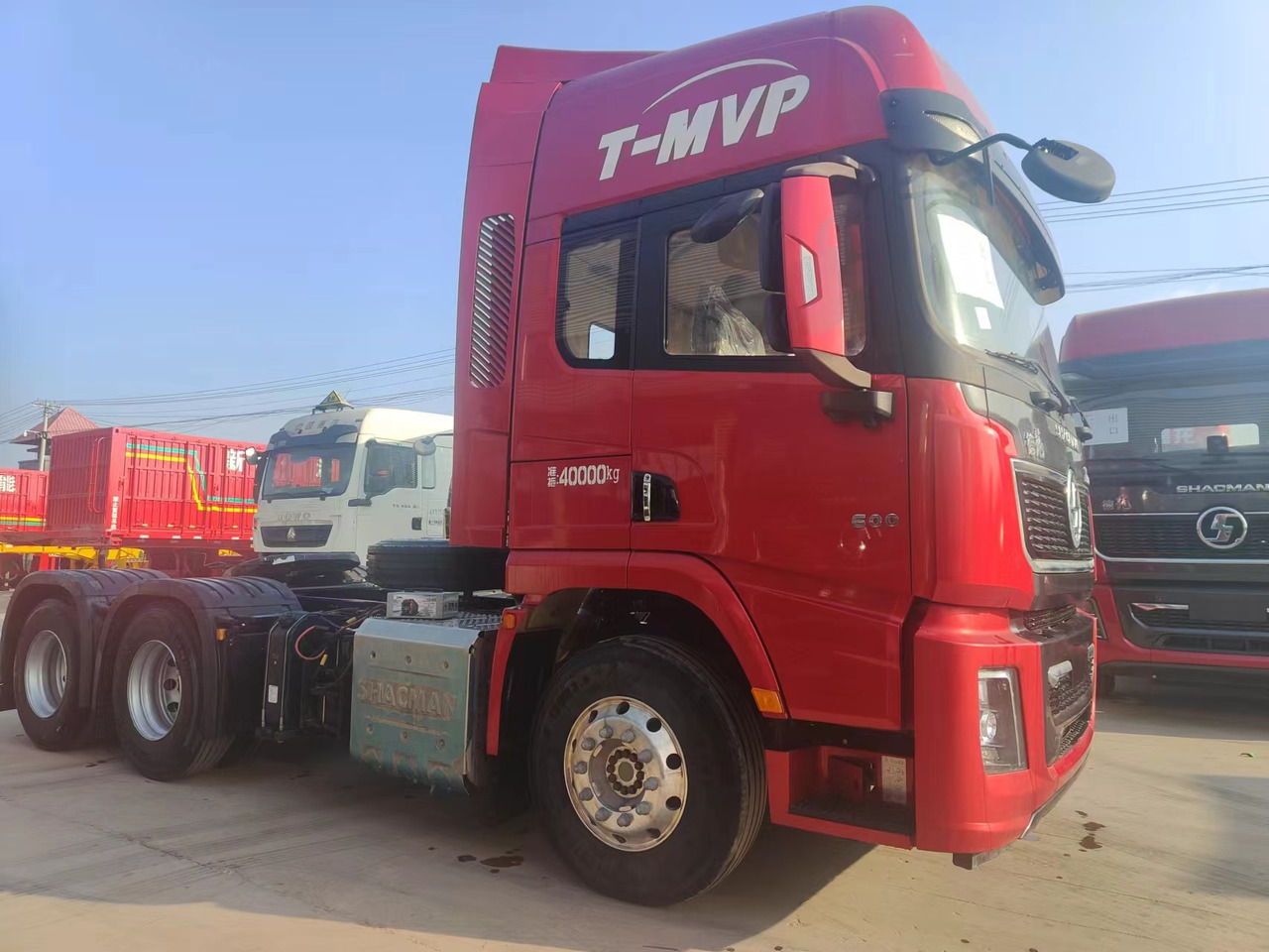 SINOTRUK Delong X5000 4X2 Automatic Tractor Unit - Vilcējs: foto 3 SINOTRUK Delong X5000 4X2 Automatic Tractor Unit - Vilcējs: foto 3