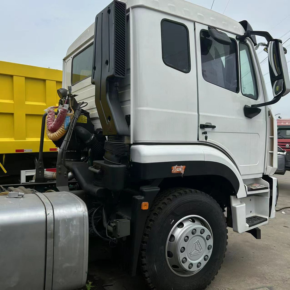 SINOTRUK HOWO 371 CLICK HERE FOR DISCOUNT - Vilcējs: foto 4 SINOTRUK HOWO 371 CLICK HERE FOR DISCOUNT - Vilcējs: foto 4