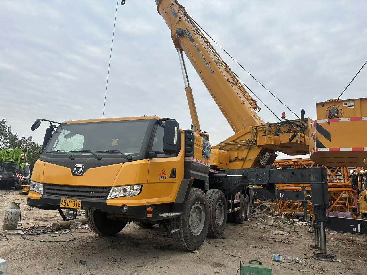XCMG Crane XCT100 - Celtnis: foto 1 XCMG Crane XCT100 - Celtnis: foto 1