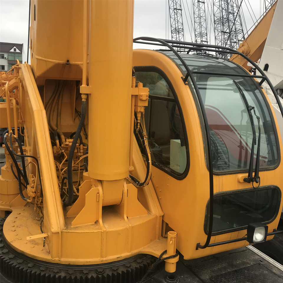 XCMG QY70 Crane - Celtnis: foto 3 XCMG QY70 Crane - Celtnis: foto 3