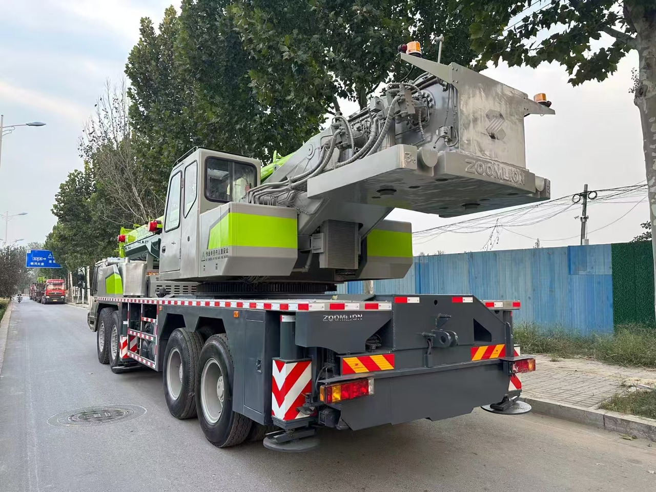 ZOOMLION Crane 80T Click Here for Discount - Visurgājējs celtnis: foto 4 ZOOMLION Crane 80T Click Here for Discount - Visurgājējs celtnis: foto 4