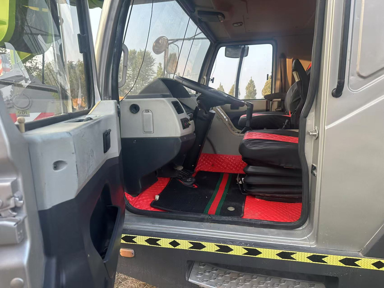 ZOOMLION Crane 90 Ton Click Here for Discount - Visurgājējs celtnis: foto 5 ZOOMLION Crane 90 Ton Click Here for Discount - Visurgājējs celtnis: foto 5