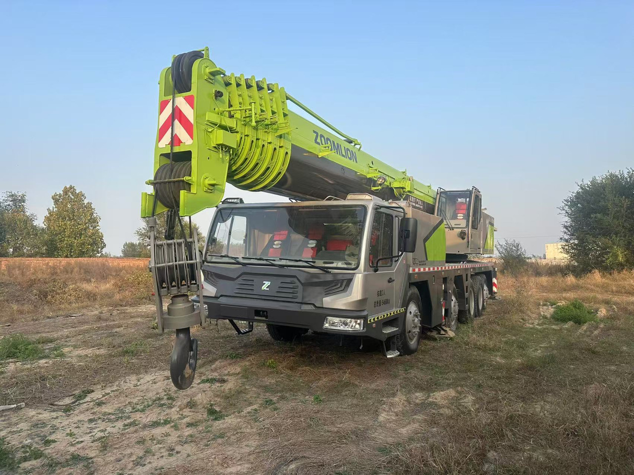 ZOOMLION Crane 90 Ton Click Here for Discount - Visurgājējs celtnis: foto 1 ZOOMLION Crane 90 Ton Click Here for Discount - Visurgājējs celtnis: foto 1