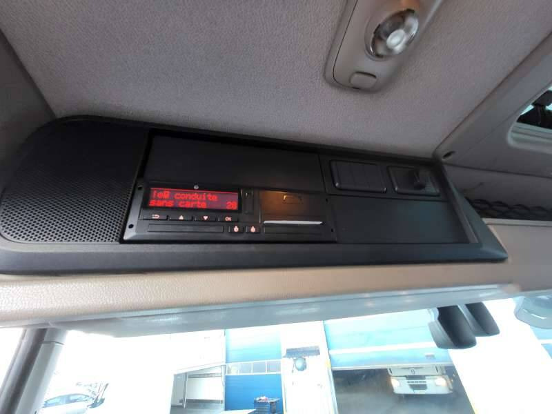 Bortu kravas automašīna/ Platforma, Kravas auto ar manipulatoru Camion Porteur CAMION GRUE 26 TONNES 410 CV 6X4: foto 16