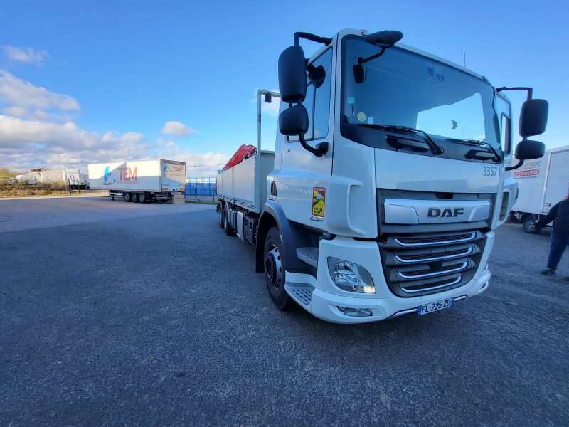 Camion Porteur CAMION GRUE 26 TONNES 410 CV 6X4 - Bortu kravas automašīna/ Platforma, Kravas auto ar manipulatoru: foto 4 Camion Porteur CAMION GRUE 26 TONNES 410 CV 6X4 - Bortu kravas automašīna/ Platforma, Kravas auto ar manipulatoru: foto 4