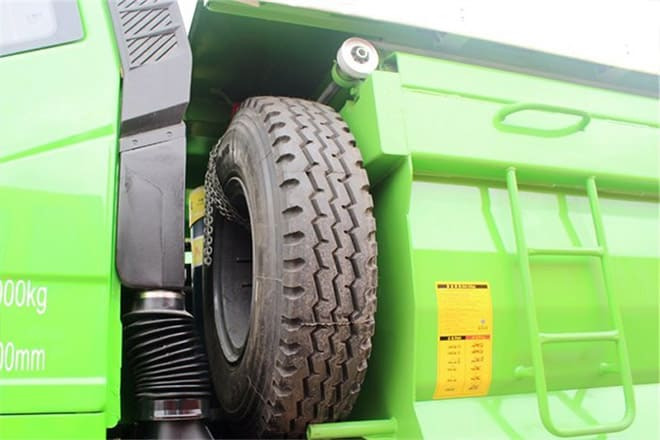 FAW Faw J6P Dump Truck for Sale in Togo - Kravas automašīna pašizgāzējs: foto 3 FAW Faw J6P Dump Truck for Sale in Togo - Kravas automašīna pašizgāzējs: foto 3