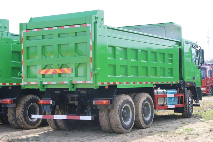 FOTON Foton 6x4 10 Wheeler Dump Truck for Sale in Jamaica - Kravas automašīna pašizgāzējs: foto 4 FOTON Foton 6x4 10 Wheeler Dump Truck for Sale in Jamaica - Kravas automašīna pašizgāzējs: foto 4