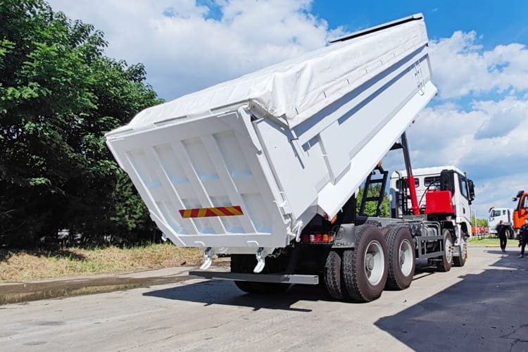 SHACMAN Shacman Dump Truck for Sale in Nigeria - Kravas automašīna pašizgāzējs: foto 4 SHACMAN Shacman Dump Truck for Sale in Nigeria - Kravas automašīna pašizgāzējs: foto 4