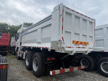 SHACMAN Shacman Tipper Truck for Sale in Jamaica - Kravas automašīna pašizgāzējs: foto 4 SHACMAN Shacman Tipper Truck for Sale in Jamaica - Kravas automašīna pašizgāzējs: foto 4