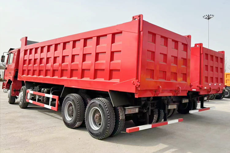 SHACMAN Shacman Truck for sale in Tanzania - Kravas automašīna pašizgāzējs: foto 1 SHACMAN Shacman Truck for sale in Tanzania - Kravas automašīna pašizgāzējs: foto 1