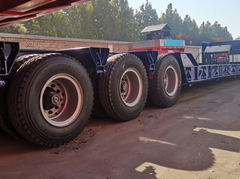TITAN 120 Ton Lowboy Truck Trailer for Sale in Zambia - Puspiekabe zema profila platforma: foto 4 TITAN 120 Ton Lowboy Truck Trailer for Sale in Zambia - Puspiekabe zema profila platforma: foto 4