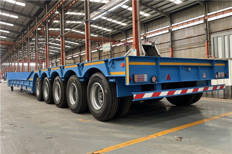 TITAN 4 Axle Folding Gooseneck Trailer for Sale In Zambia - Puspiekabe zema profila platforma: foto 2 TITAN 4 Axle Folding Gooseneck Trailer for Sale In Zambia - Puspiekabe zema profila platforma: foto 2