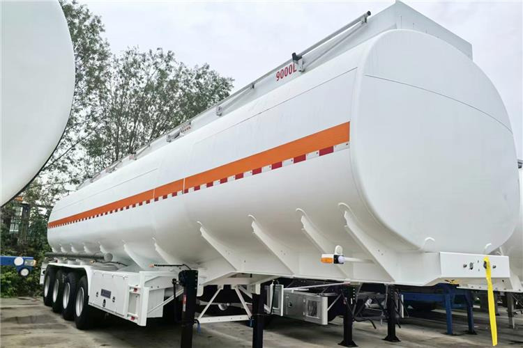 TITAN 4 Axle Fuel Tanker Trailer for Sale In Guyana - Puspiekabe cisterna: foto 2 TITAN 4 Axle Fuel Tanker Trailer for Sale In Guyana - Puspiekabe cisterna: foto 2