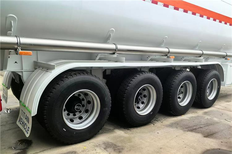 TITAN 4 Axle Fuel Tanker Trailer for Sale In Guyana - Puspiekabe cisterna: foto 5 TITAN 4 Axle Fuel Tanker Trailer for Sale In Guyana - Puspiekabe cisterna: foto 5