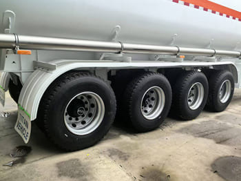 TITAN Diesel Tanker Trailer for Sale in Sierra Leone - Puspiekabe cisterna: foto 4 TITAN Diesel Tanker Trailer for Sale in Sierra Leone - Puspiekabe cisterna: foto 4