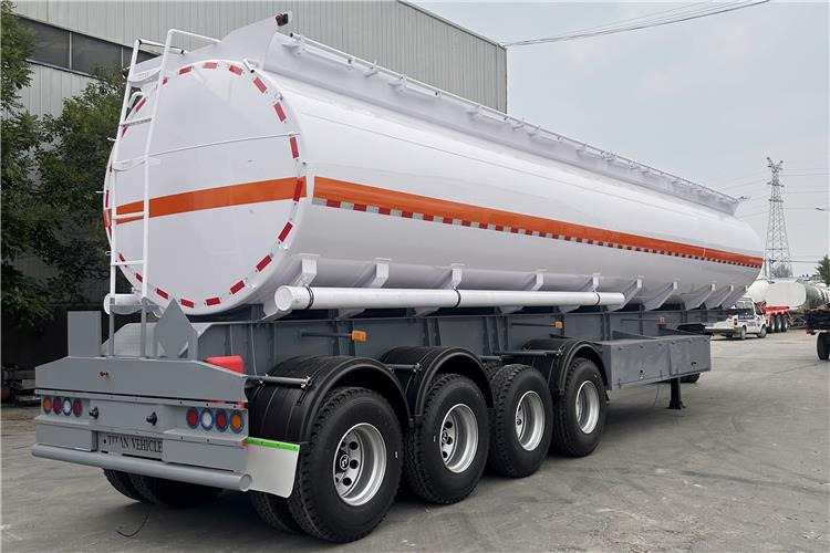 TITAN In Stock 4 Axle Petrol Tanker Trailer for Sale In Jamaica - Puspiekabe cisterna: foto 4 TITAN In Stock 4 Axle Petrol Tanker Trailer for Sale In Jamaica - Puspiekabe cisterna: foto 4