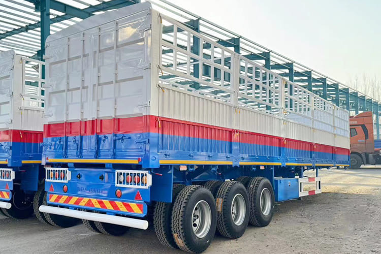 TITAN Livestock Trailer for Sale in Ghana - Puspiekabe dzīvnieku pārvadāšanai: foto 1 TITAN Livestock Trailer for Sale in Ghana - Puspiekabe dzīvnieku pārvadāšanai: foto 1