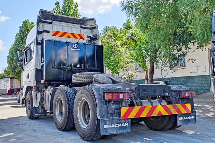 SHACMAN Shacman Tractor Truck for Sale in Saudi Arabia - Vilcējs: foto 3 SHACMAN Shacman Tractor Truck for Sale in Saudi Arabia - Vilcējs: foto 3