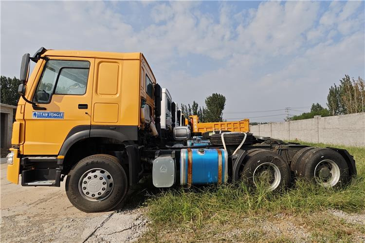 Sinotruk Used Howo Truck 371 hp 6x4 Head for Sale In Ghana Accra - Vilcējs: foto 4 Sinotruk Used Howo Truck 371 hp 6x4 Head for Sale In Ghana Accra - Vilcējs: foto 4